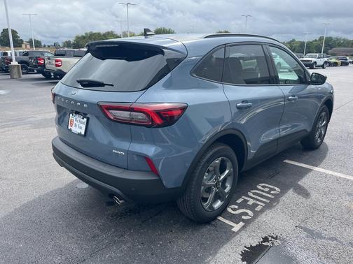 2026 Ford Escape ST-Line Select