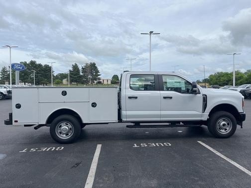 2025 Ford F-350 XL