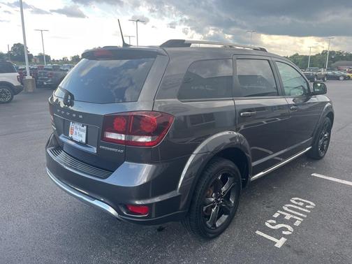 2018 Dodge Journey Crossroad