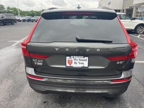 2022 Volvo XC60 Momentum