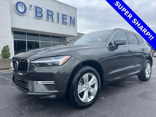 2022 Volvo XC60 Momentum