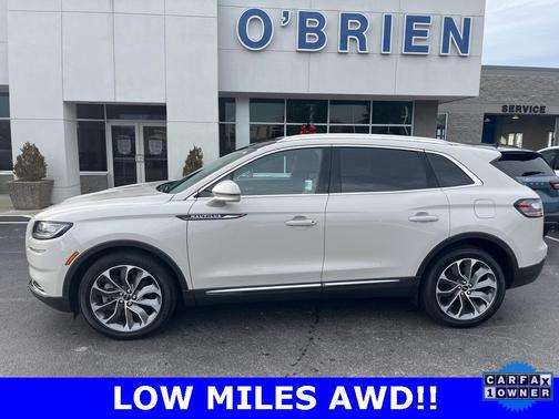 2021 Lincoln Nautilus Reserve