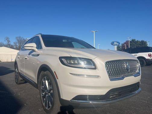 2021 Lincoln Nautilus Reserve