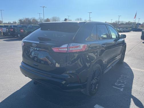 2022 Ford Edge ST Line