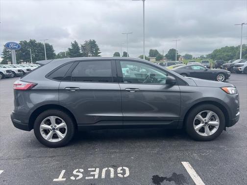 2021 Ford Edge SE
