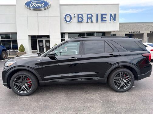 Agate Black Metallic 2026 Ford Explorer ST-Line 4WD