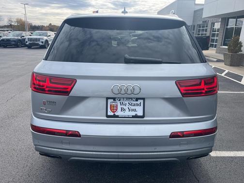 2019 Audi Q7 55 Premium Plus