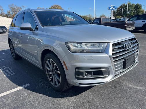 2019 Audi Q7 55 Premium Plus