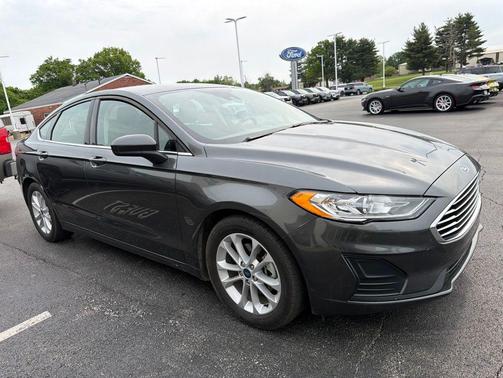 MAGNETIC METALLIC 2019 Ford Fusion SE