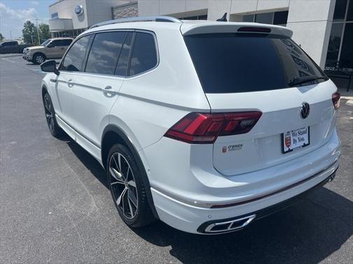 2024 Volkswagen Tiguan 2.0T SEL R-Line 4MOTION