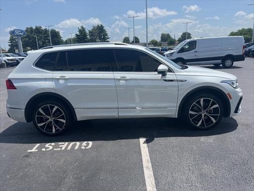 2024 Volkswagen Tiguan 2.0T SEL R-Line 4MOTION