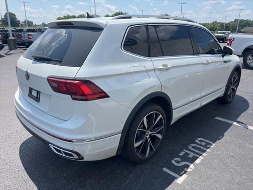 2024 Volkswagen Tiguan 2.0T SEL R-Line 4MOTION