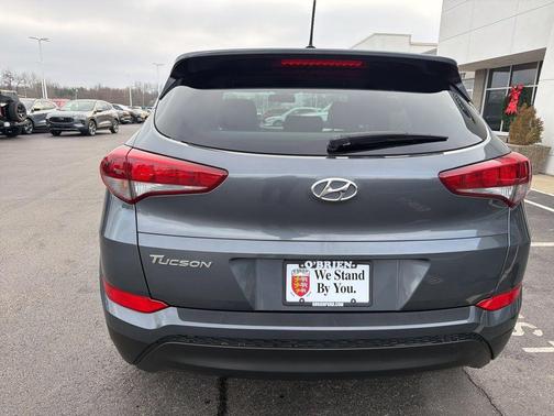 2017 Hyundai TUCSON SE