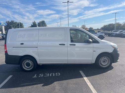 2019 Mercedes-Benz Metris Base