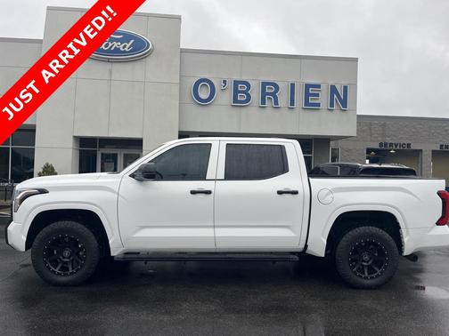 2023 Toyota Tundra SR