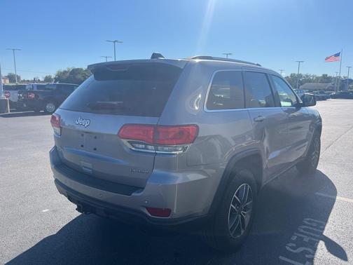 2019 Jeep Grand Cherokee Laredo
