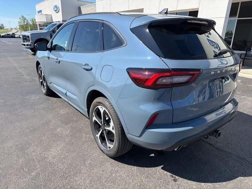 VAPOR BLUE METALLIC 2024 Ford Escape ST-Line Select