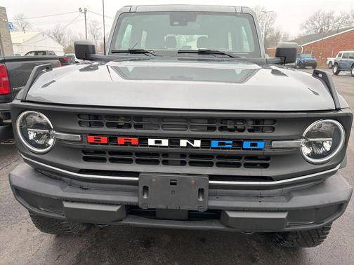2021 Ford Bronco Base