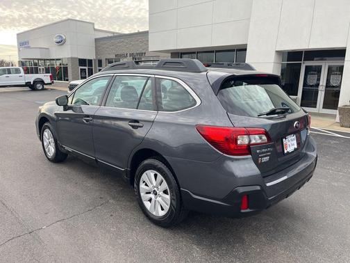2018 Subaru Outback 2.5i