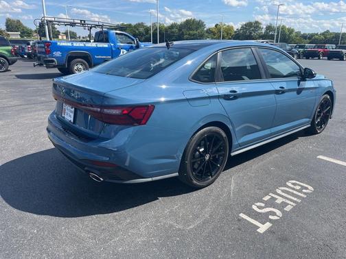 2025 Volkswagen Jetta GLI 2.0T Autobahn