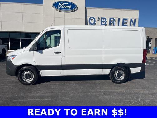2022 Mercedes-Benz Sprinter 1500 Standard Roof I4
