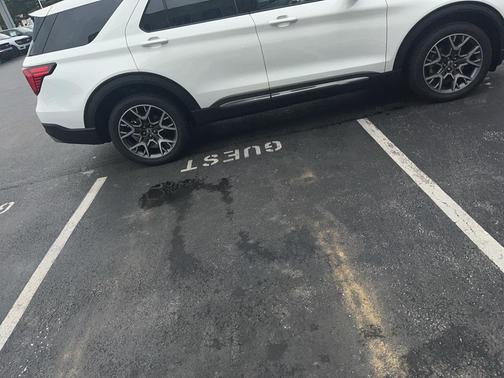 2025 Ford Explorer Platinum