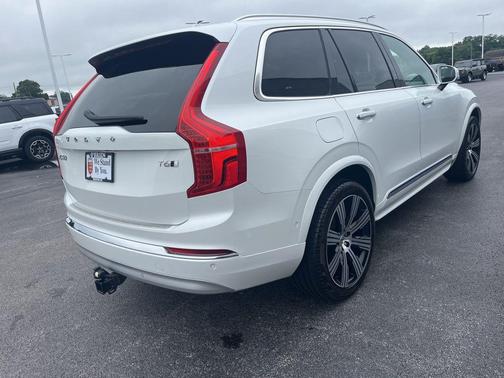 2022 Volvo XC90 T6 Inscription