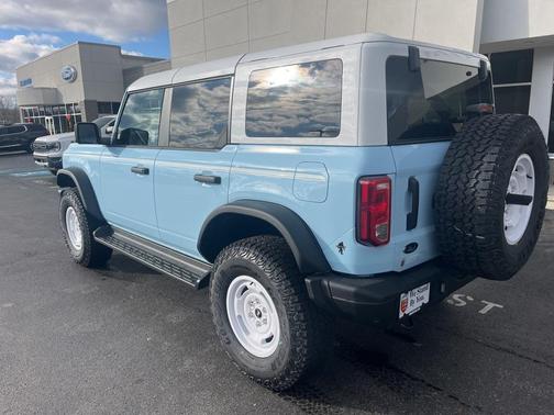 2025 Ford Bronco Heritage Edition