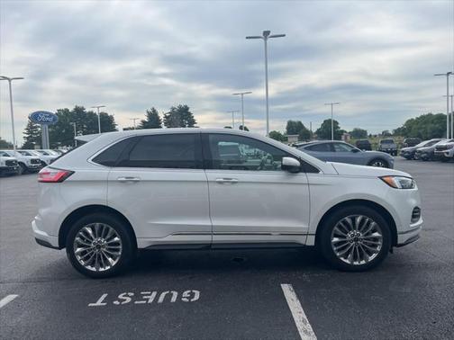 2021 Ford Edge Titanium