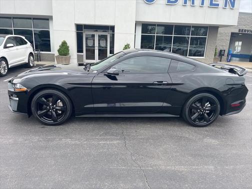 2021 Ford Mustang EcoBoost