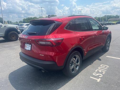 2025 Ford Escape ST-Line
