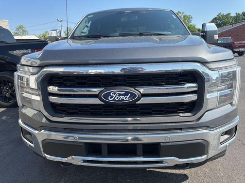 CARBONIZED GRAY METALLIC 2025 Ford F-150 Lariat