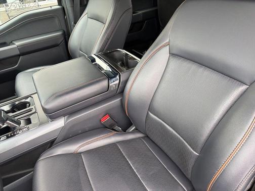 CARBONIZED GRAY METALLIC 2025 Ford F-150 Lariat