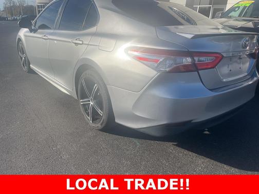 2018 Toyota Camry SE