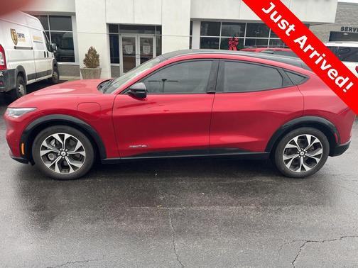 2022 Ford Mustang Mach-E Premium