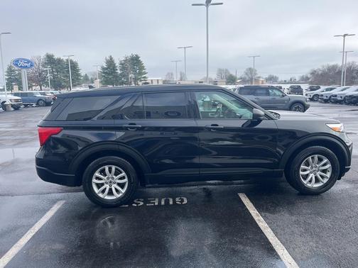 2021 Ford Explorer Base