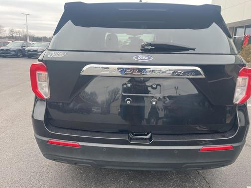 2021 Ford Explorer Base