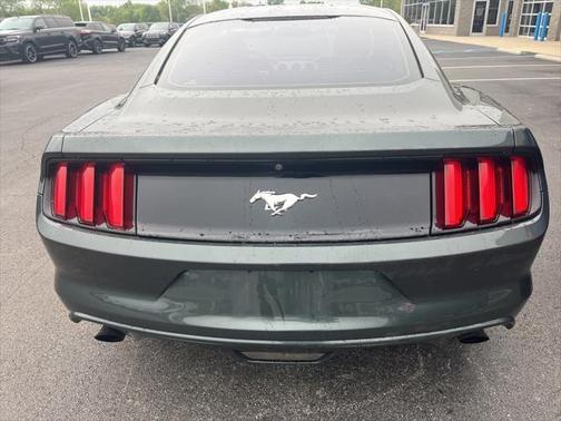 2016 Ford Mustang EcoBoost