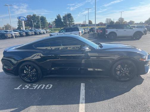 2023 Ford Mustang GT Premium