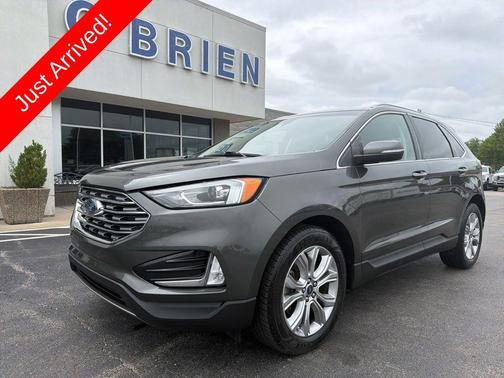MAGNETIC METALLIC 2019 Ford Edge Titanium