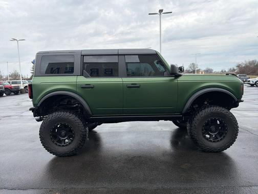 2022 Ford Bronco Badlands