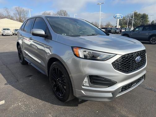 2022 Ford Edge ST Line