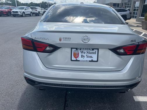 2020 Nissan Altima SR FWD
