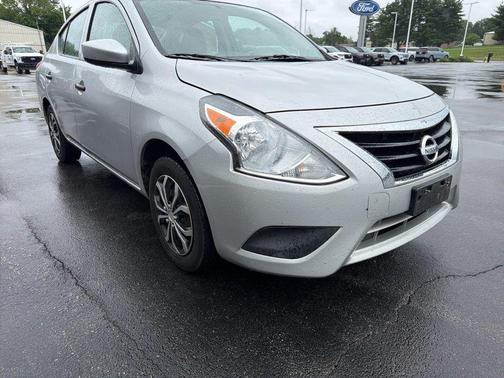 Brilliant Silver 2018 Nissan Versa 1.6 S