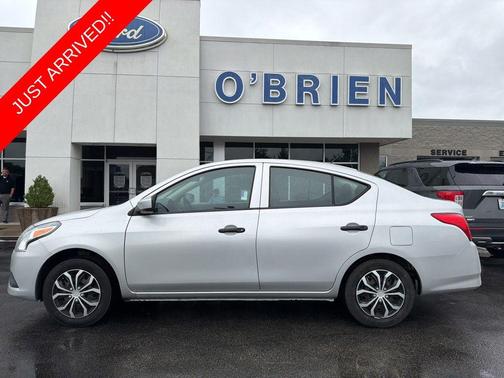 Brilliant Silver 2018 Nissan Versa 1.6 S