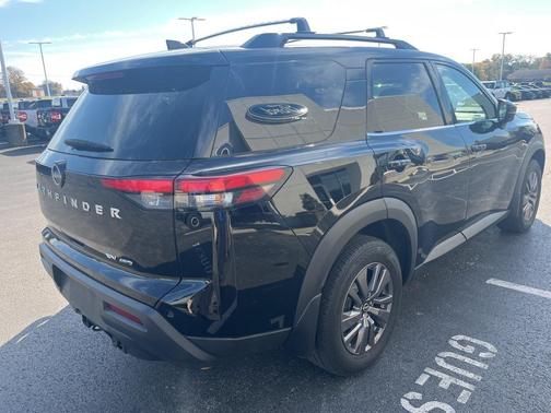 2023 Nissan Pathfinder SV 4WD