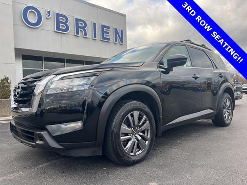 2023 Nissan Pathfinder SV 4WD