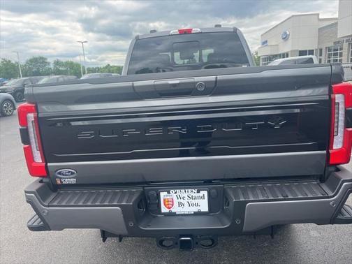2025 Ford F-350 Platinum