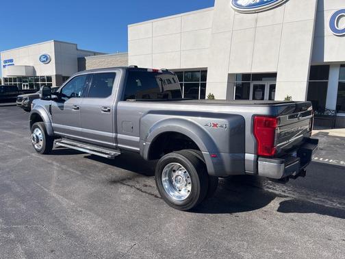 2022 Ford F-450 Lariat