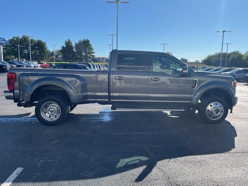 2022 Ford F-450 Lariat